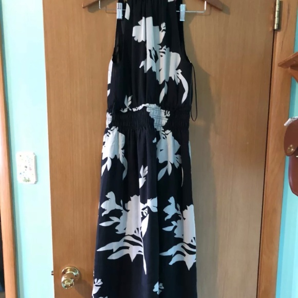 Joie Silk Jerelle Dress, Midi Halter, Side Slit, Black Floral, XS - Picture 2 of 9